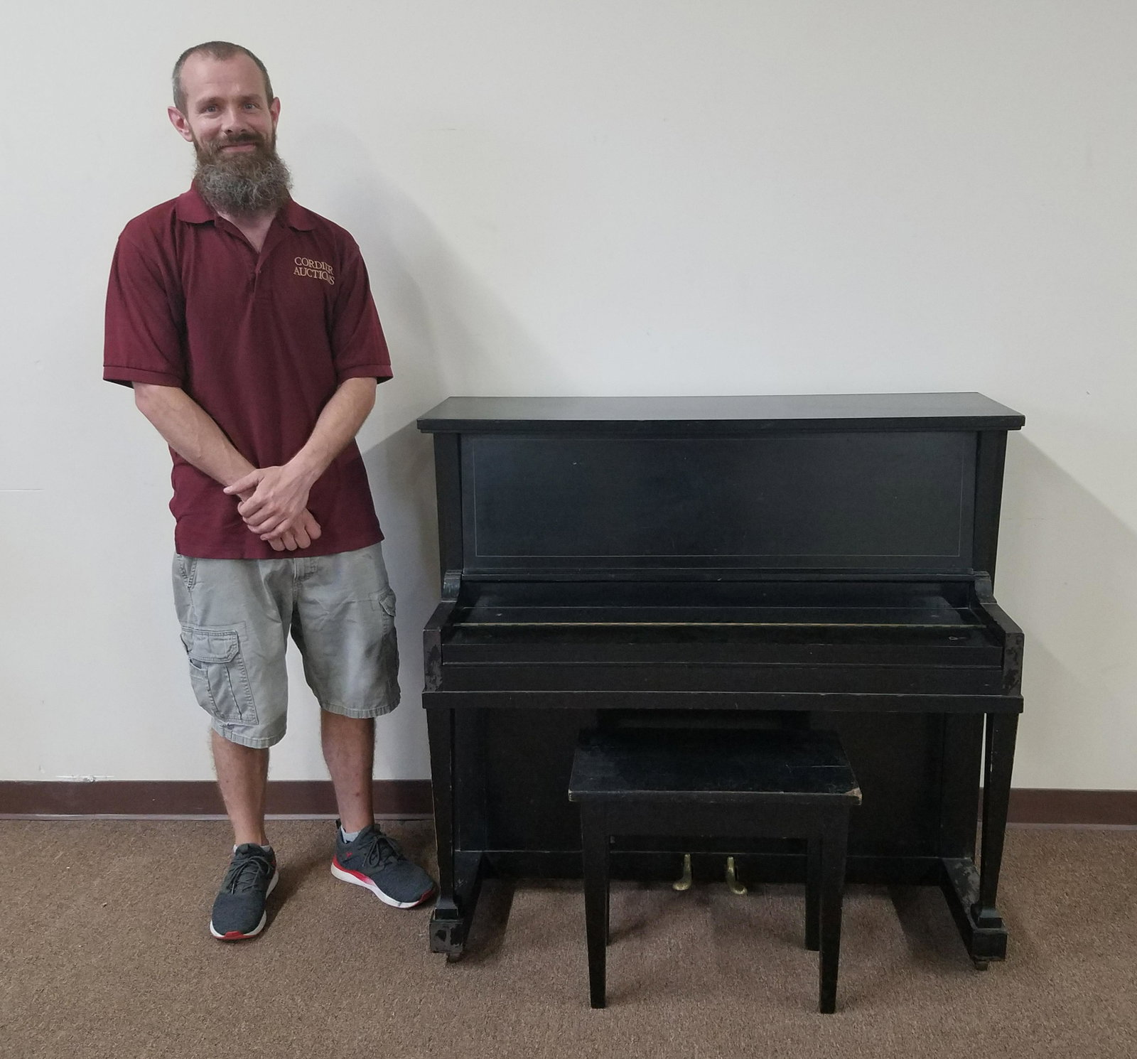 Mendelssohn Piano: 45 1/4" wide X 22 1/2" deep X 41 1/2" high.