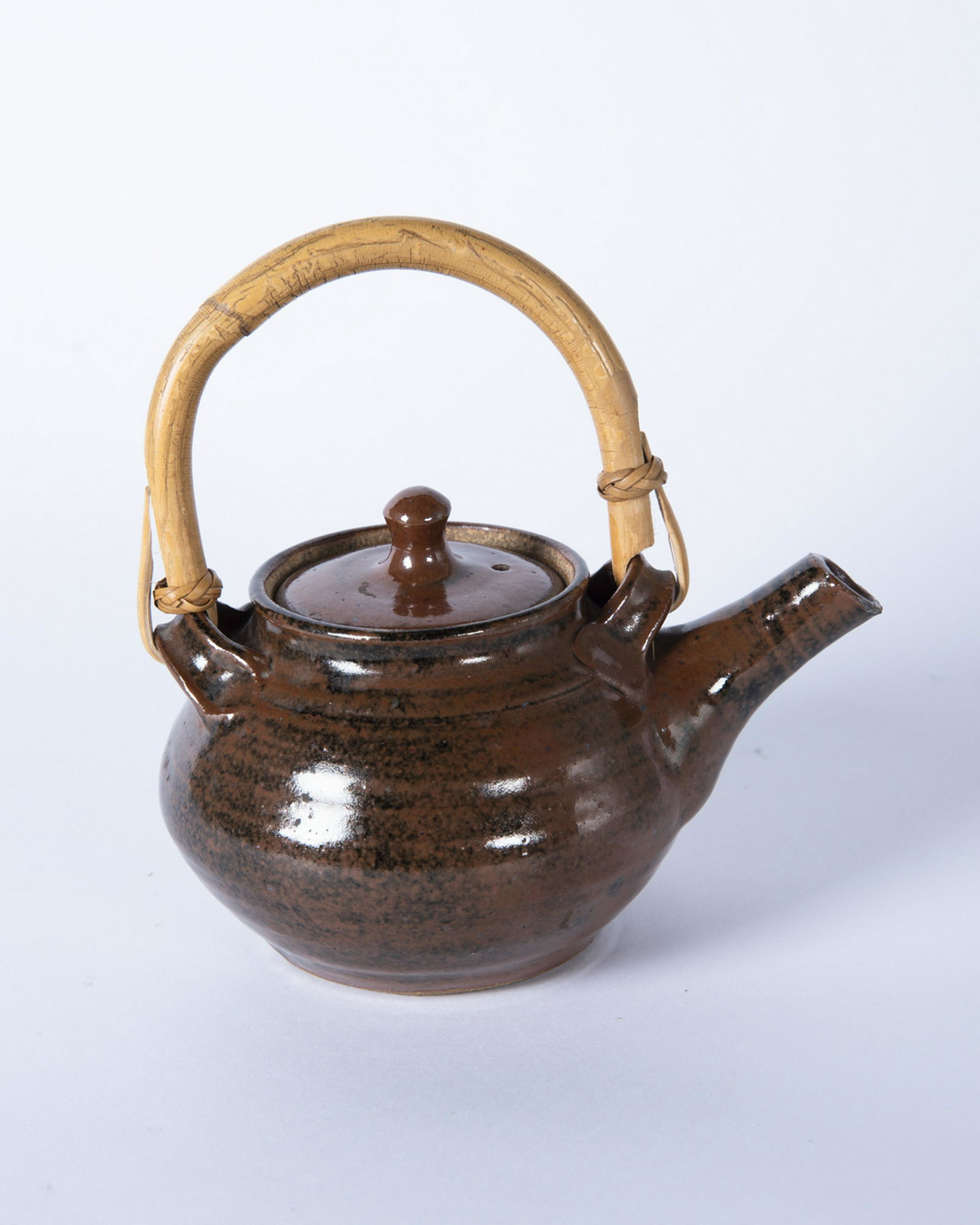 Mackenzie Pottery Tea Pot (1 of 2)