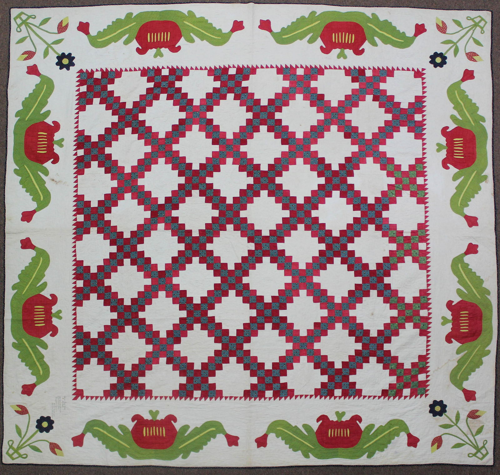 1855 Applique Quilt (1 of 5)
