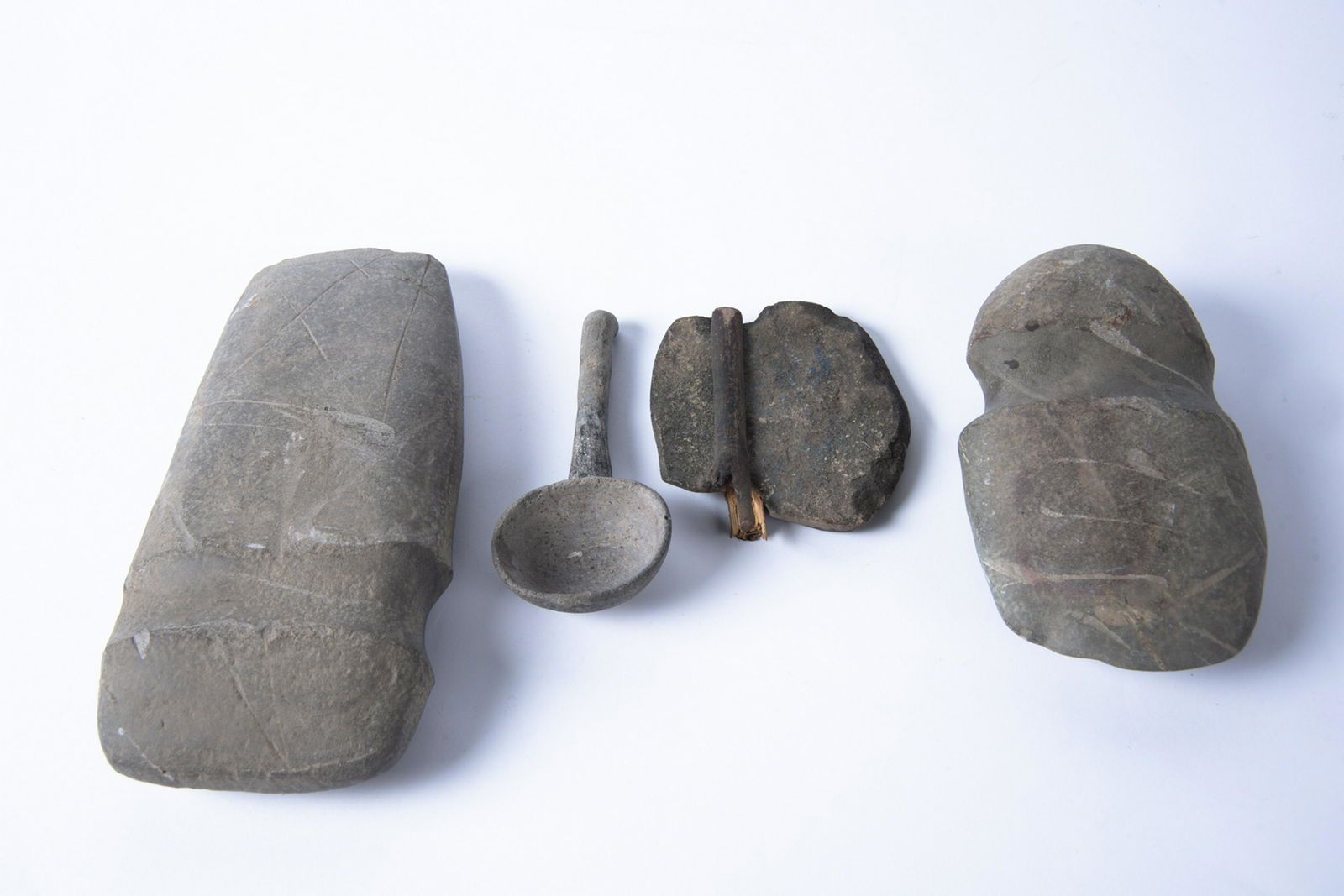 4 Native American Stone Artifacts (1 of 2)