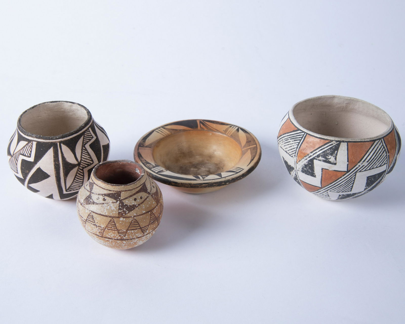 4 Acoma Vessels (1 of 2)