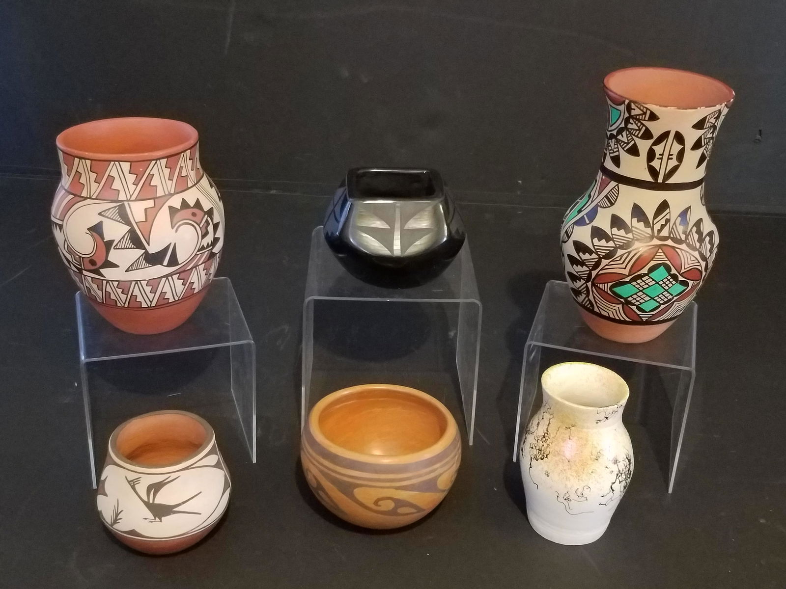 6 Pcs Southwestern Pottery incl Santa Clara (1 of 6)