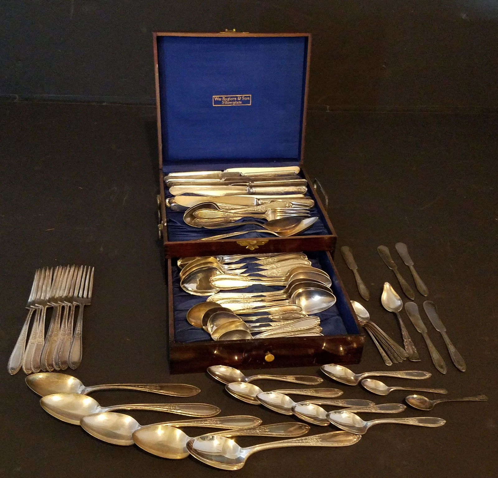 67 Pcs Rodgers and Sons Silverplate Flatware (1 of 3)