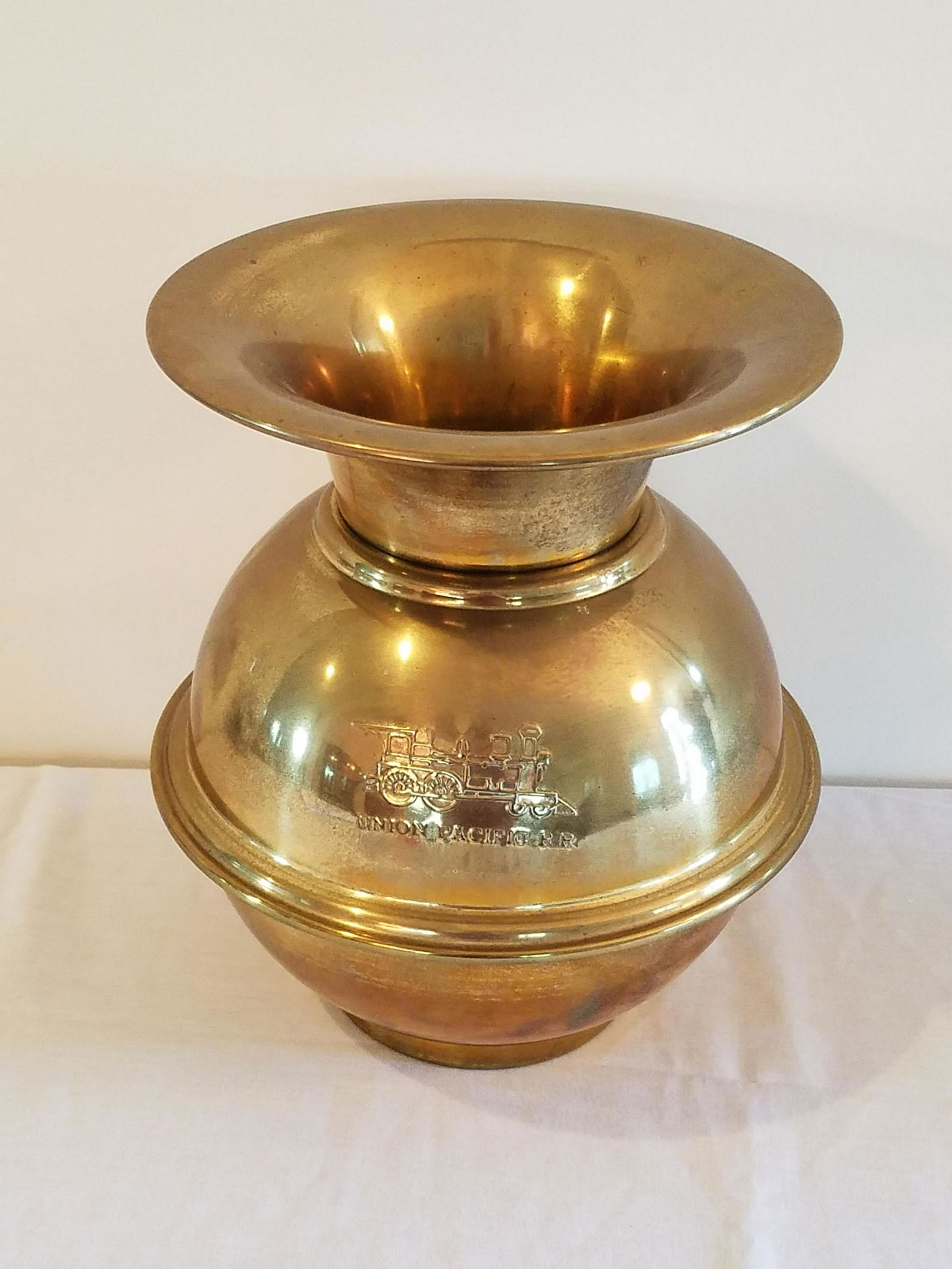 Union Pacific Spittoon (1 of 2)
