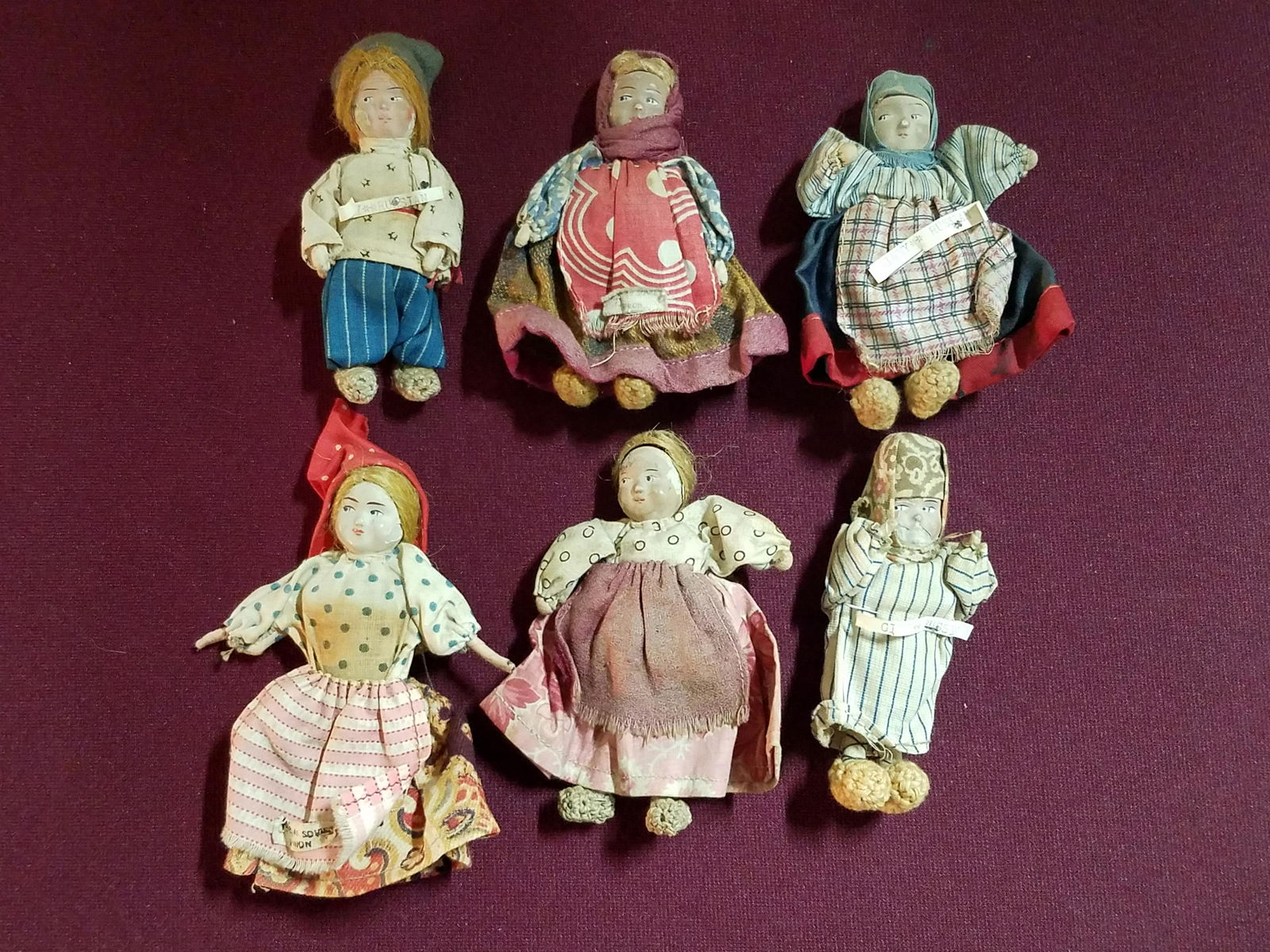 6 Miniature Russian Dolls (1 of 3)