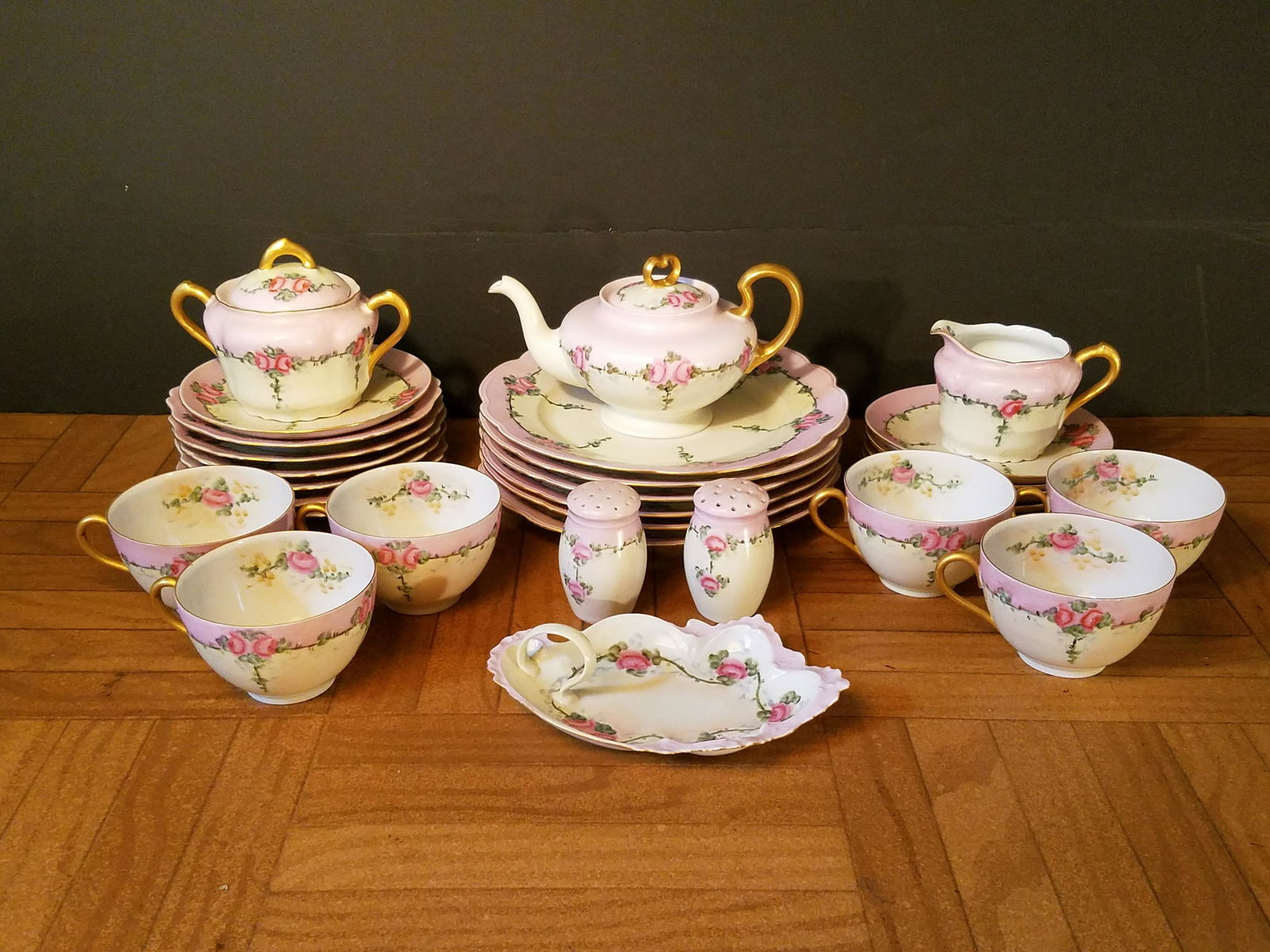 30 Pc M.Z. Austria Dish Set (1 of 1)