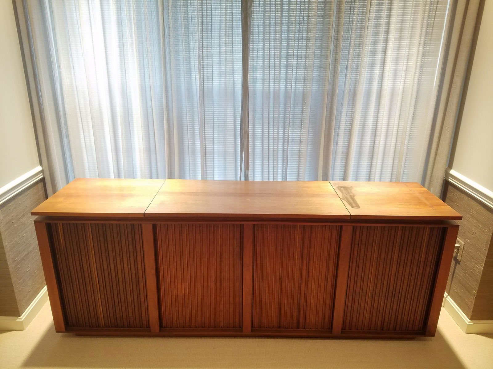 Walnut Stereo Cabinet W/ Fisher Stereo (1 of 9)