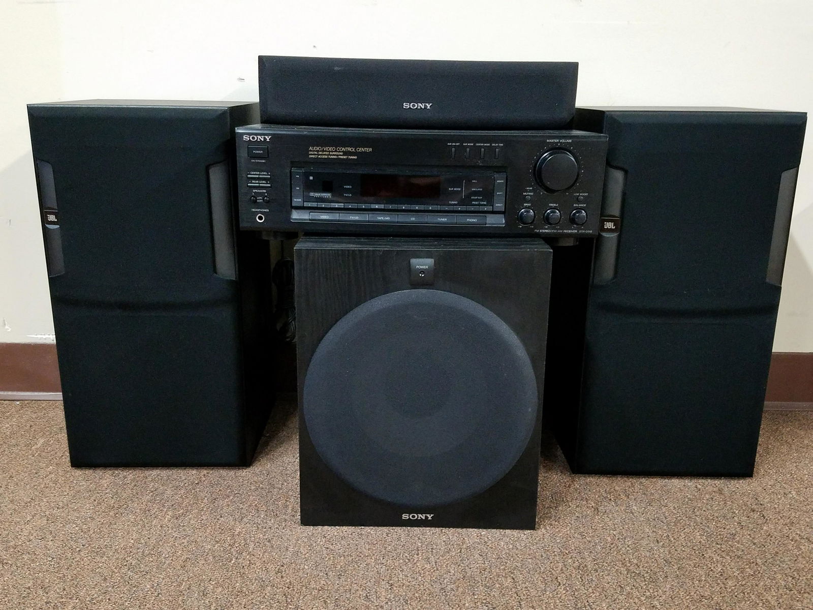 5 Pcs Sony and JBL Stereo Equipment (1 of 5)