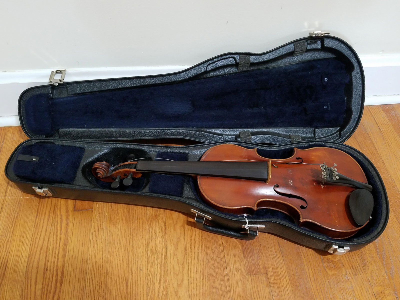 E.Martin Sachsen Germany Violin (1 of 7)
