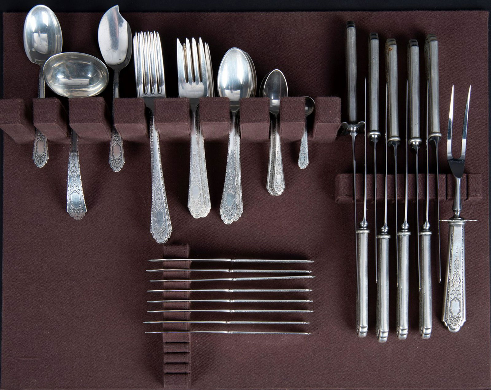 53 Pcs Lunt Mary II Sterling Flatware (1 of 4)