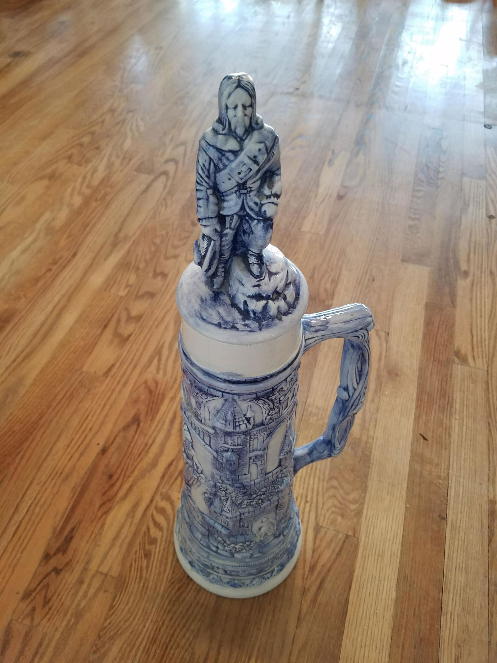 Large Figural Stein (1 of 1)