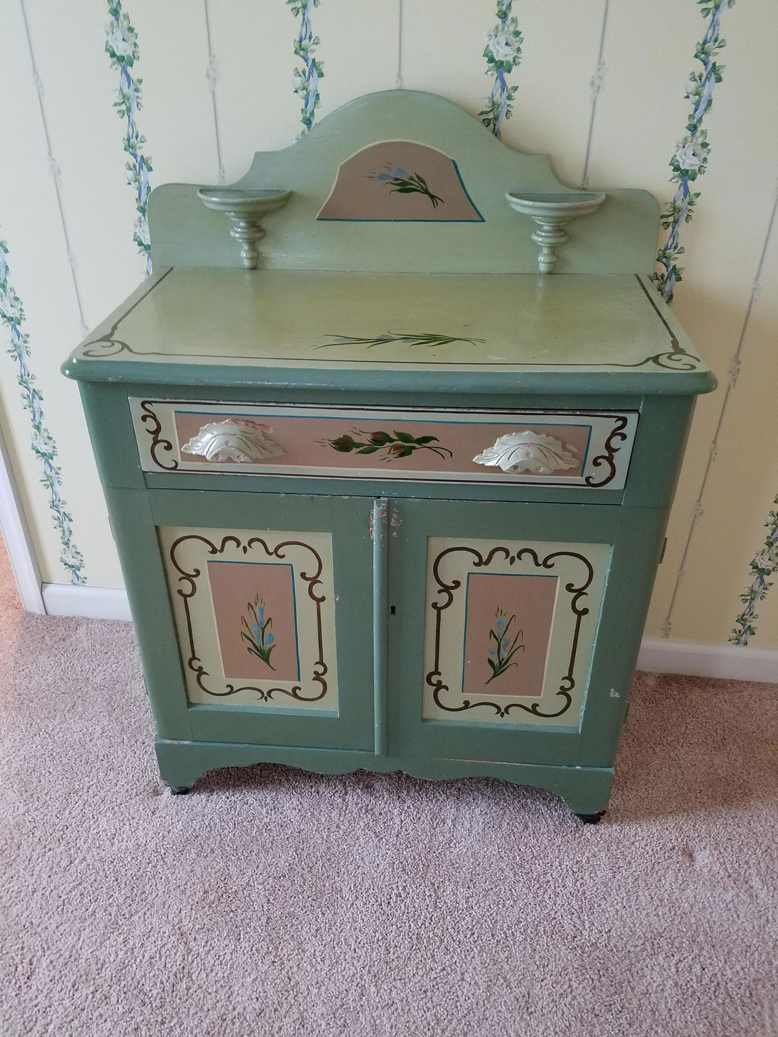 Painted Wash Stand (1 of 1)