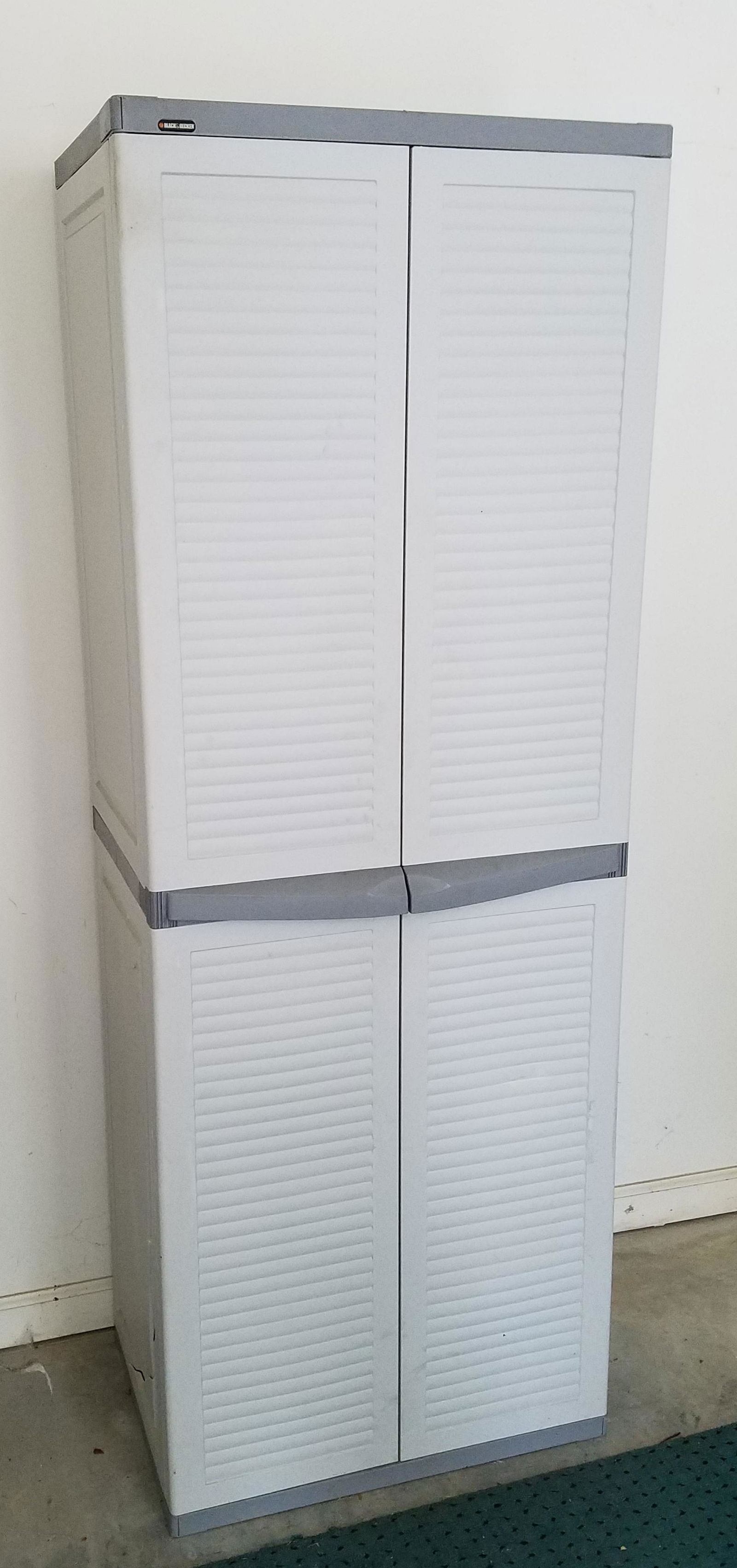 Black and Decker Cabinet (1 of 1)