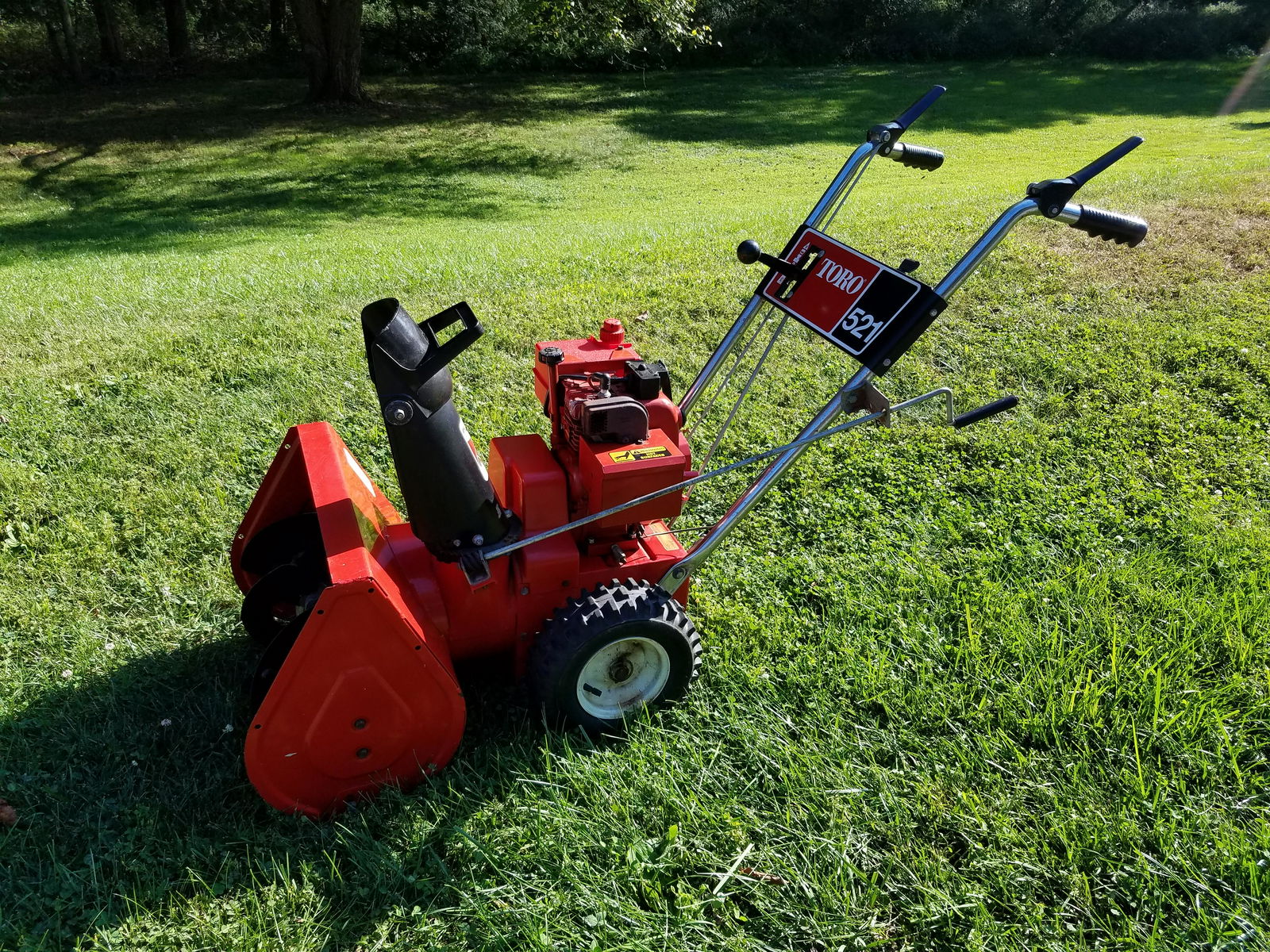Toro 521 Snow Blower (1 of 4)