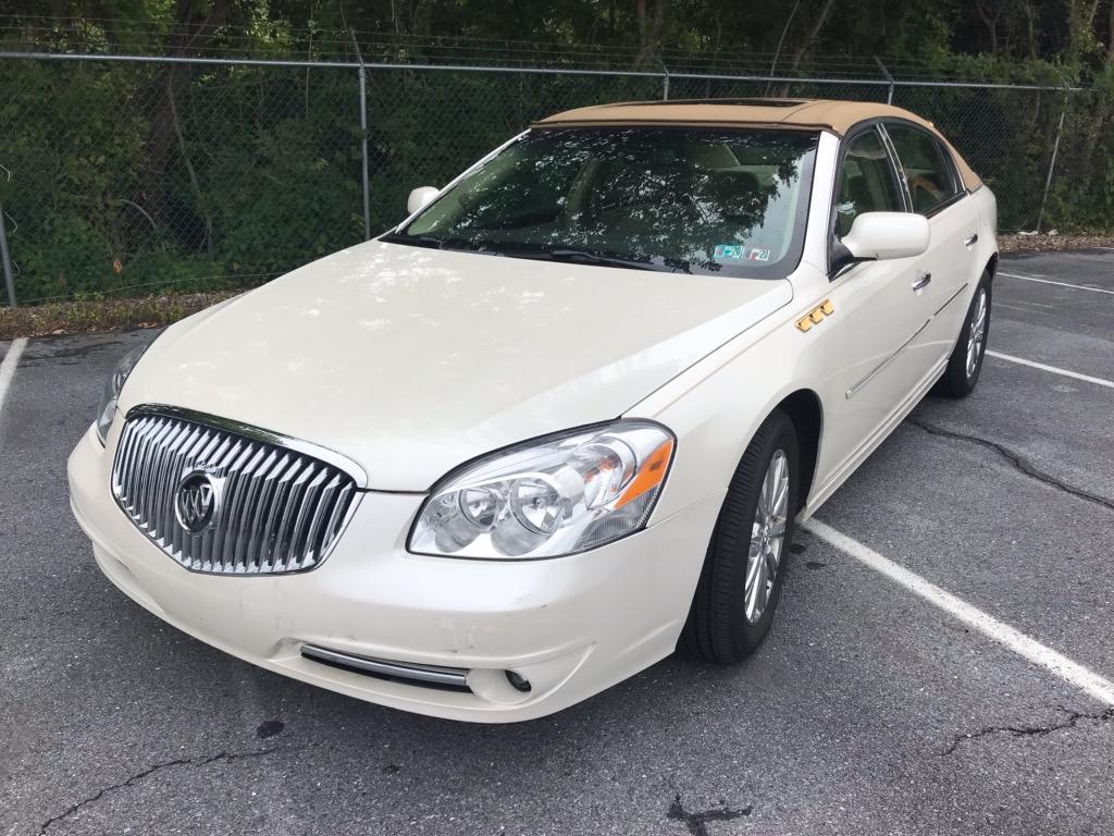 2011 Buick Lucerne (1 of 18)