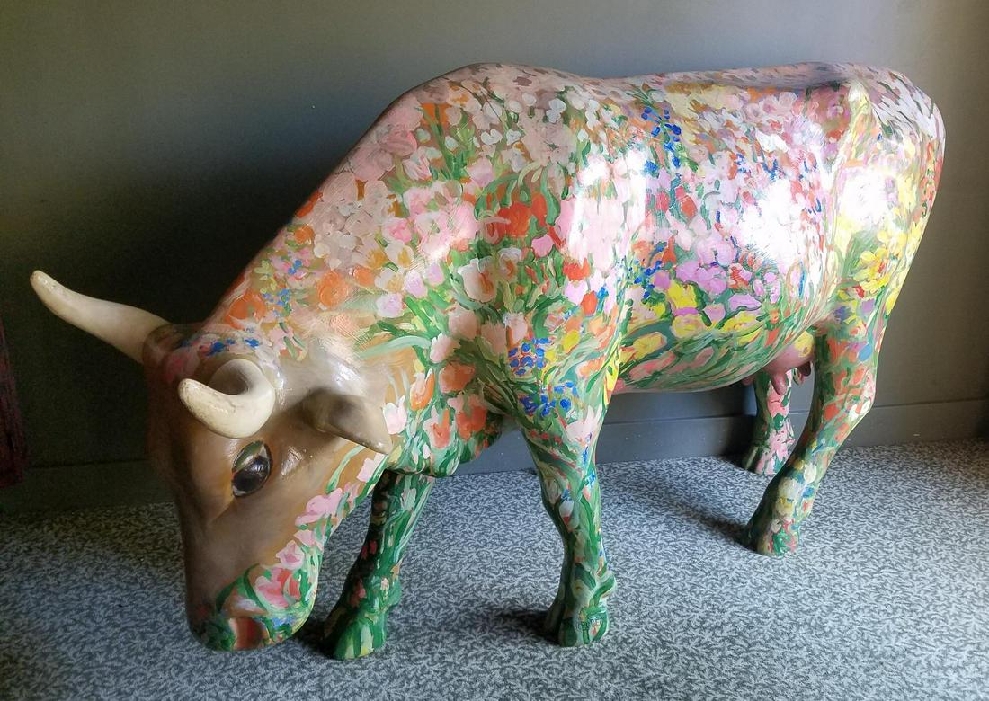 2004 Life Size "Posie" Harrisburg Cow Parade Cow (1 of 4)