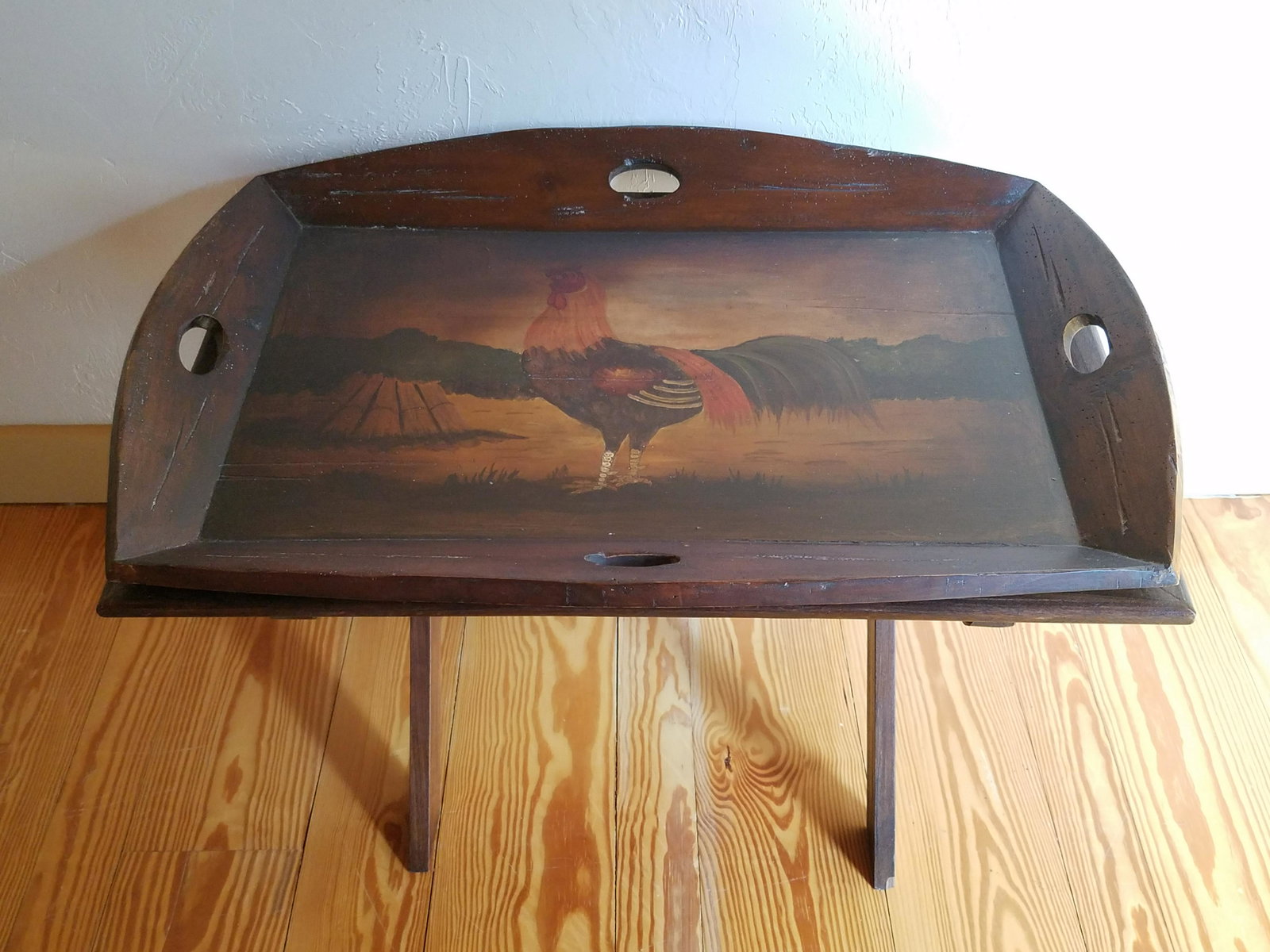 Rooster Tray Table: 32-1/4" wide x 23-1/4" deep x 20-1/2" high.