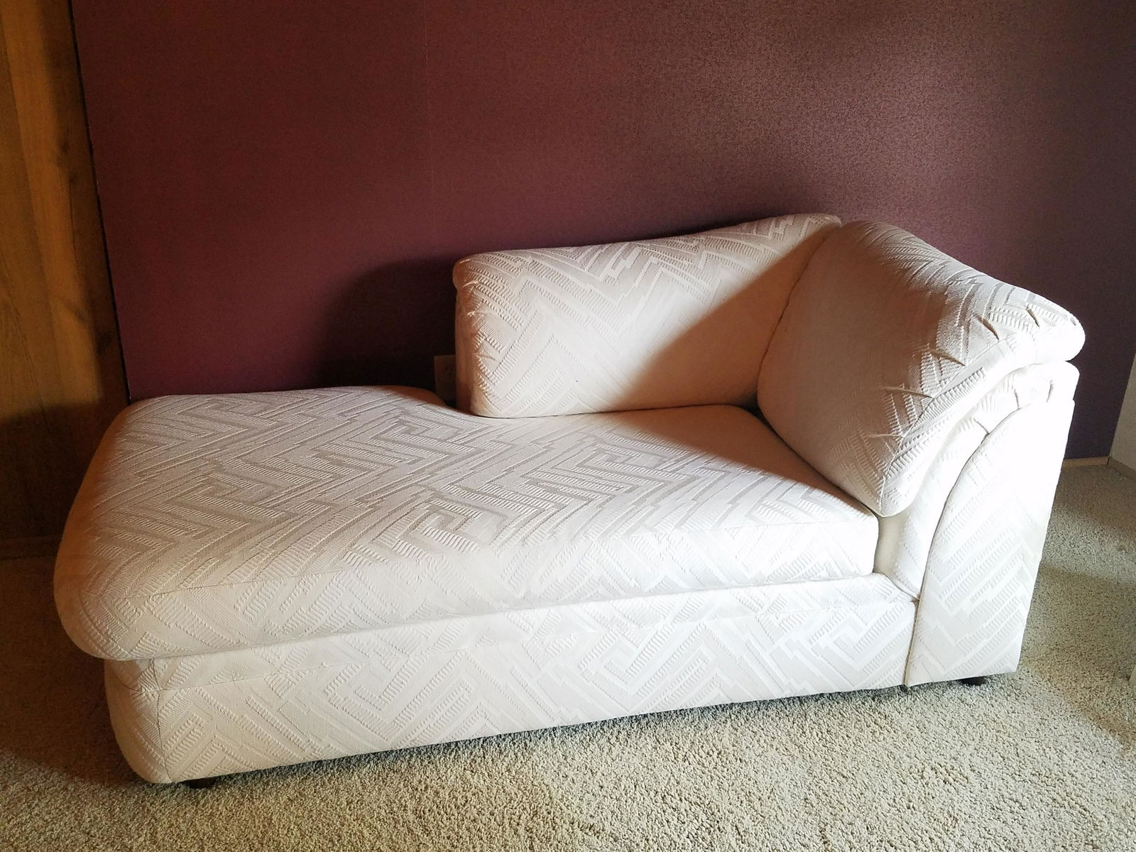 Rowe Lounge Sofa (1 of 3)