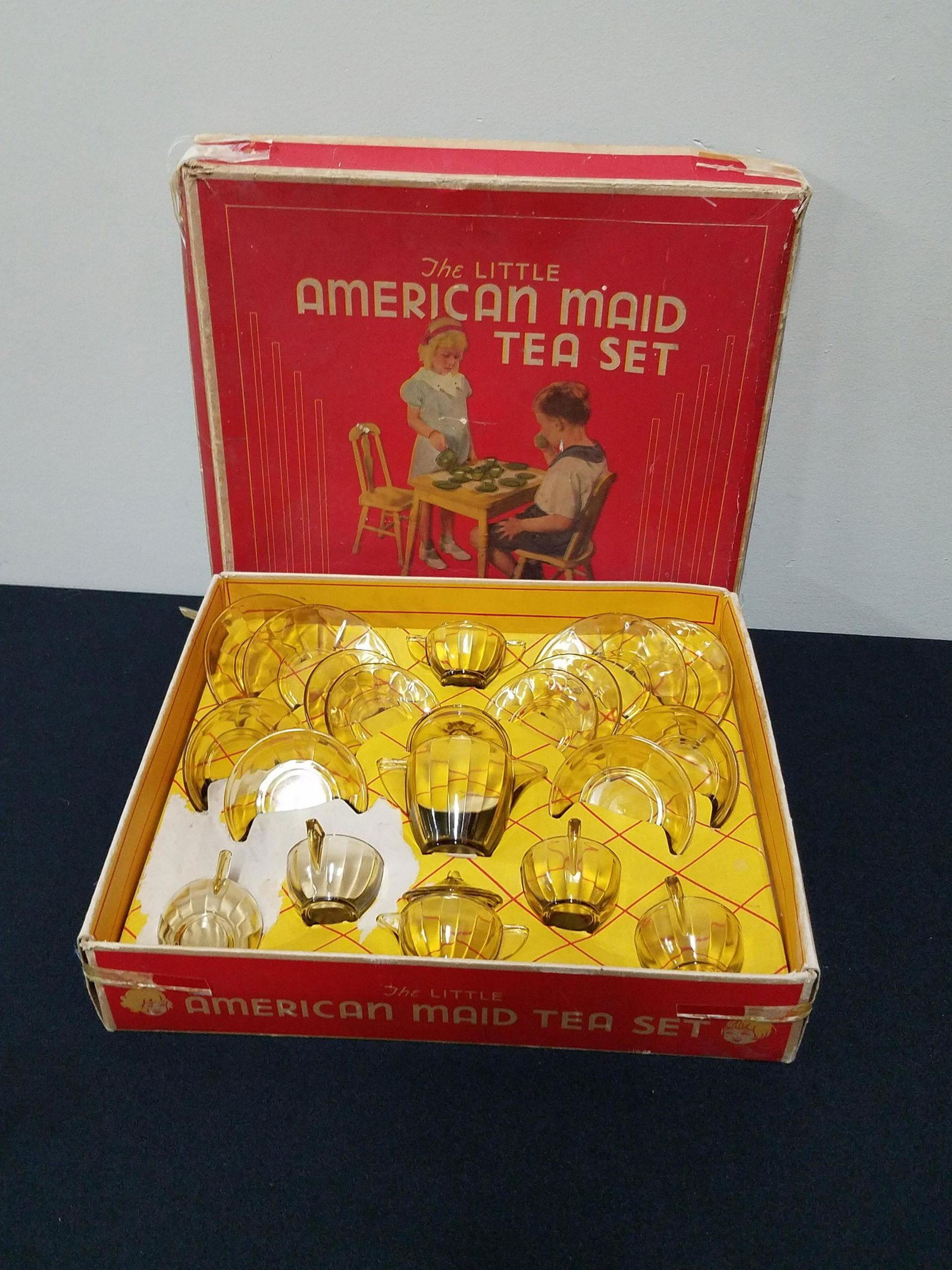 19 Pc The Little American Maid Tea Set (1 of 3)