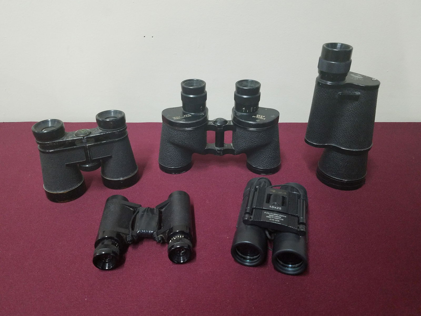 4 Binoculars and 1 Monocular (1 of 4)