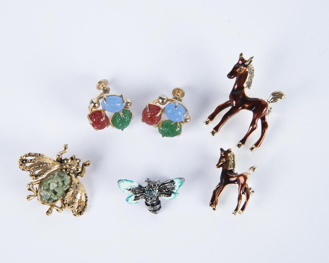 5 Pcs Costume Jewelry (1 of 2)