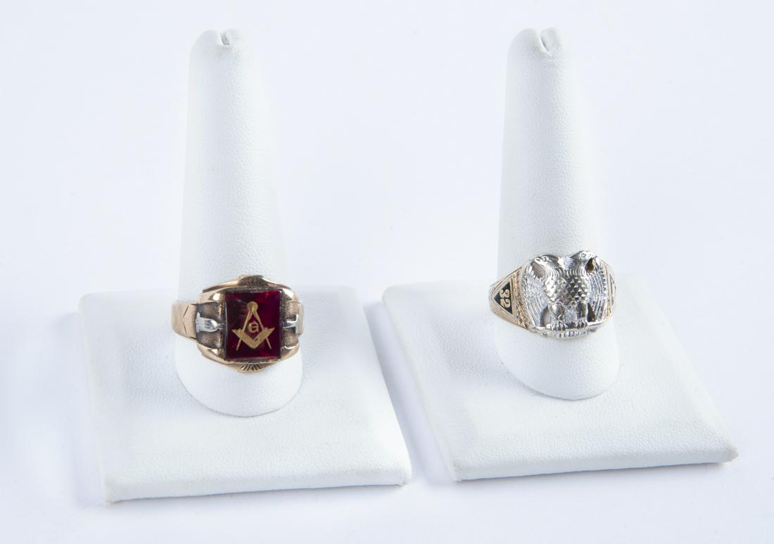 2 10k Masonic Rings (1 of 2)