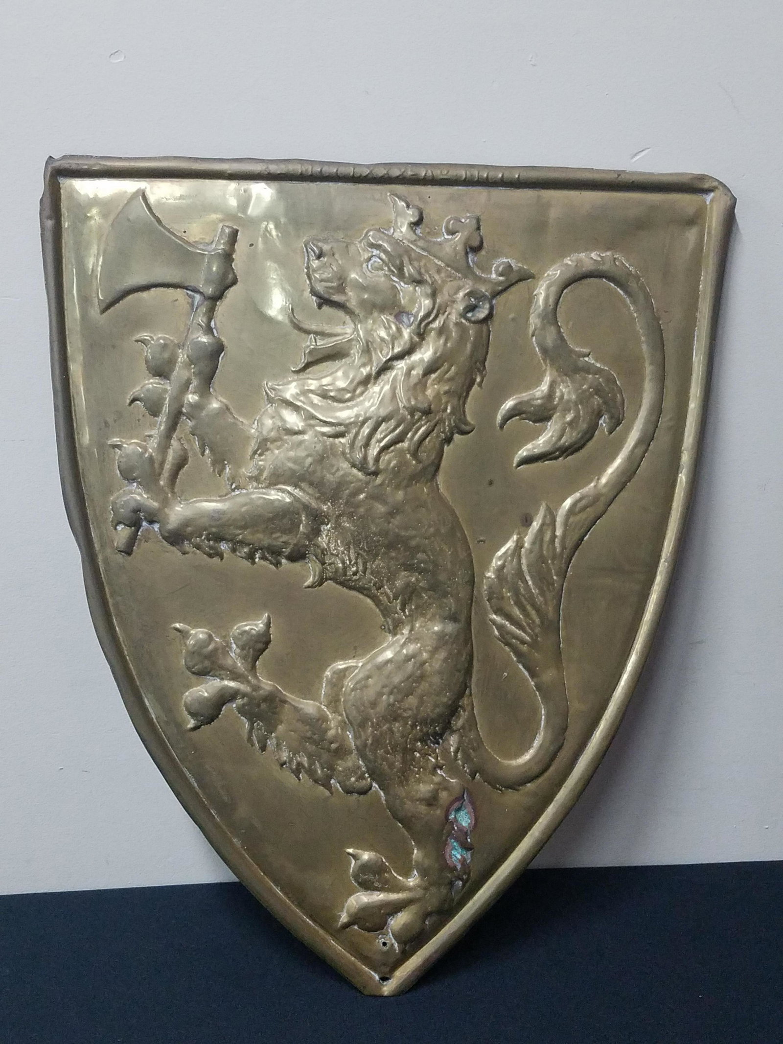 Brass Lion Shield (1 of 4)