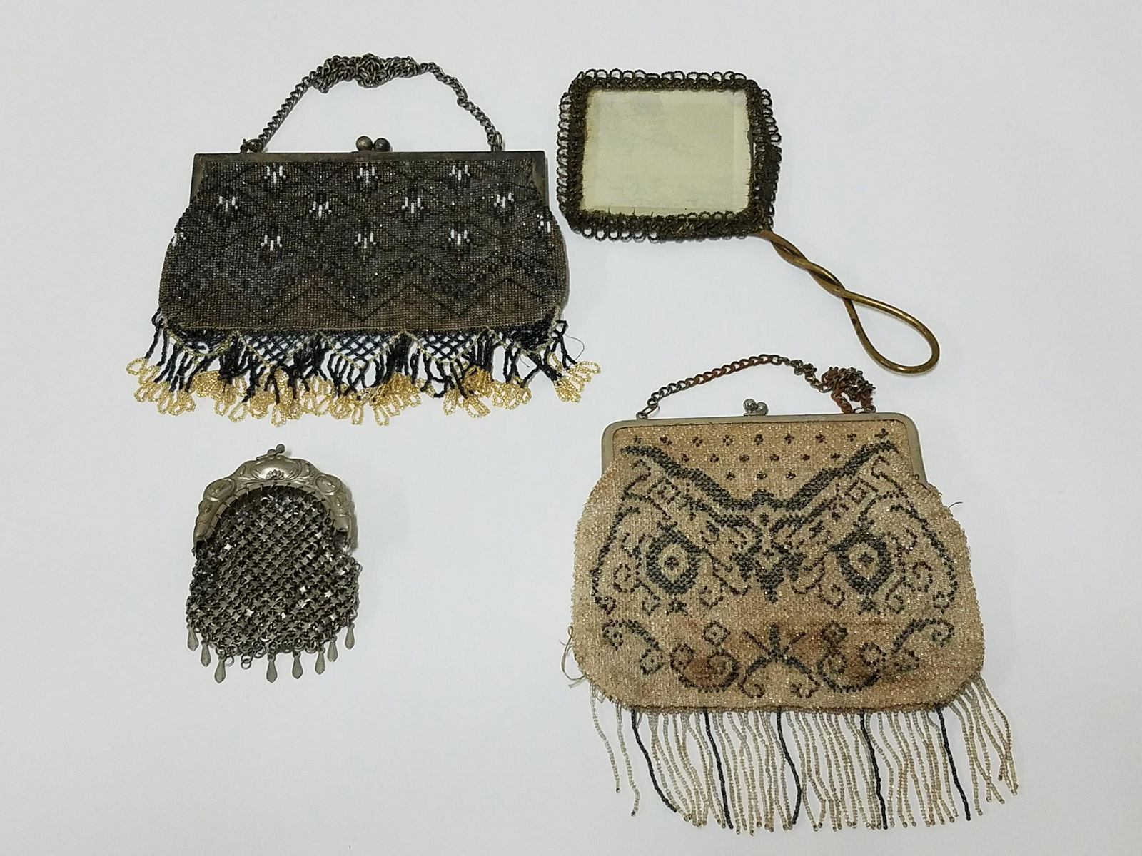 4 Pcs Beaded Purses, Mesh Coin Purse and Mirror (1 of 6)