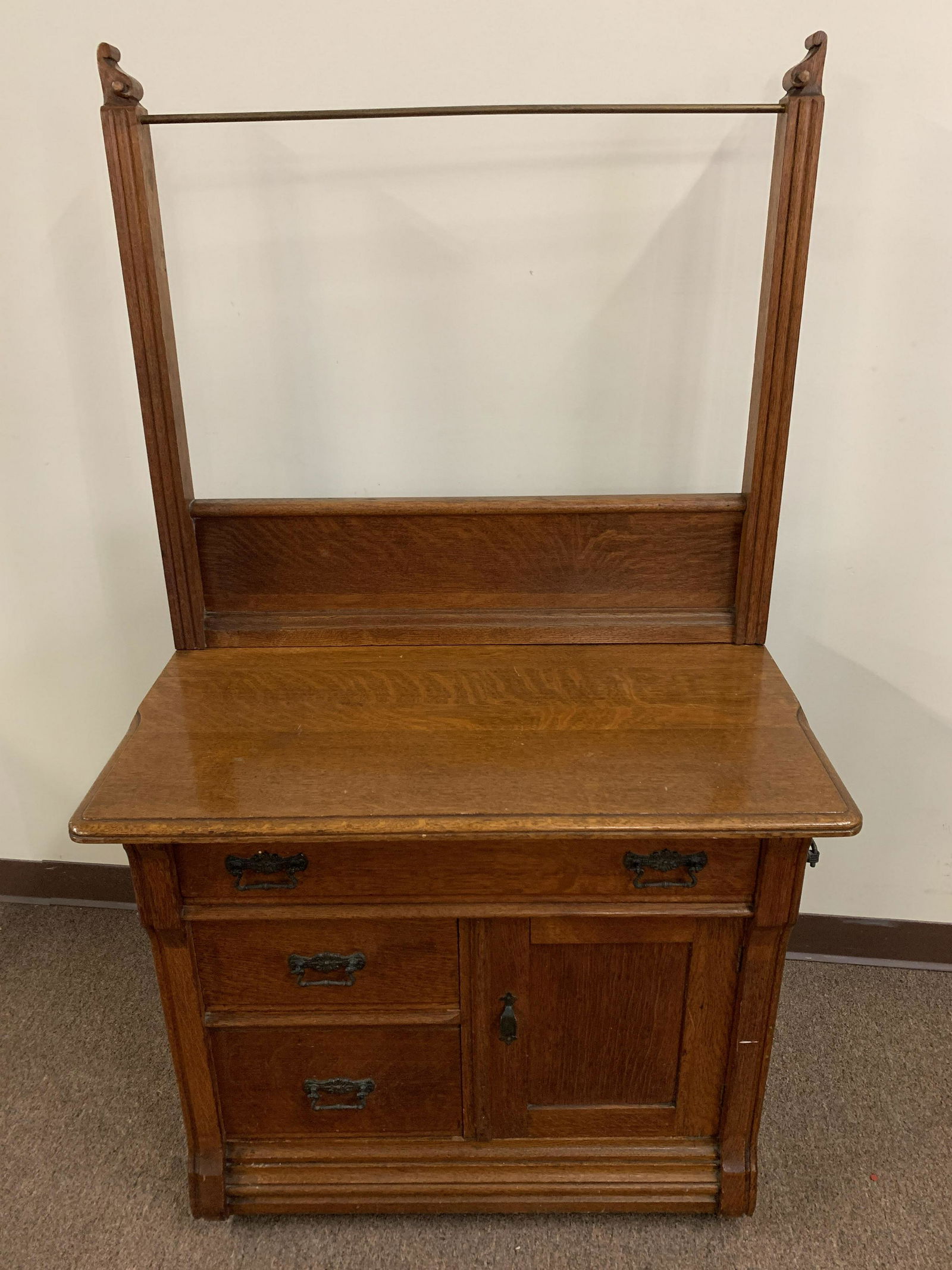 Antique Wash Stand (1 of 5)