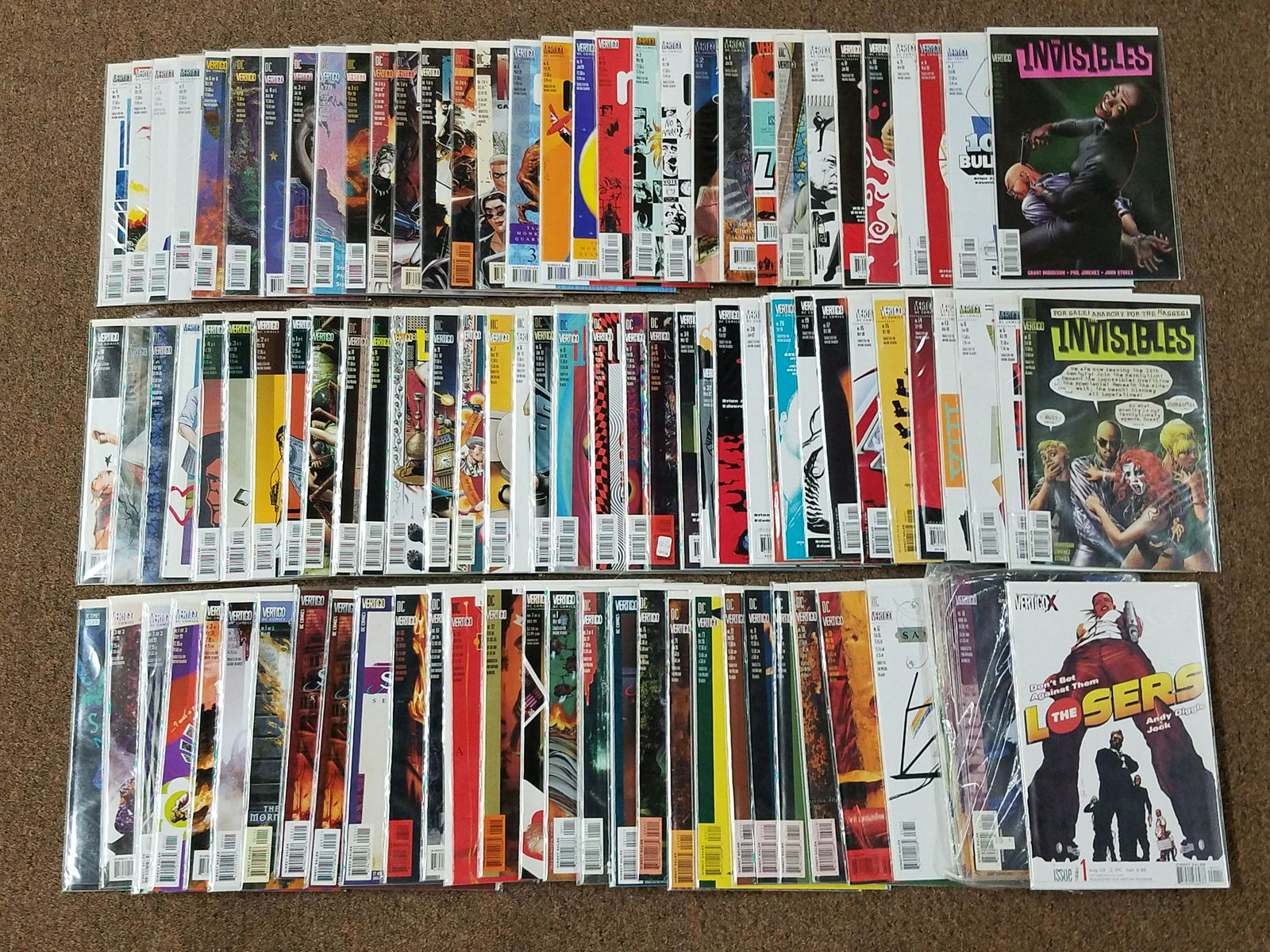 80 Comic Books incl DC Vertigo and Sandman (1 of 4)