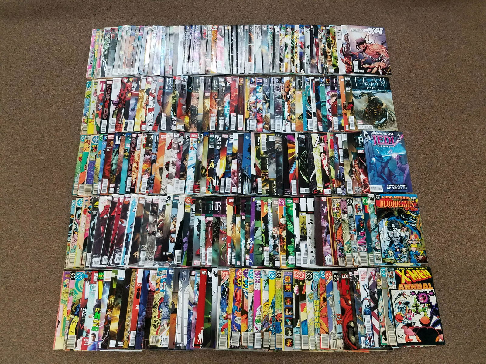 130 Comic Books incl Marvel and DC (1 of 4)
