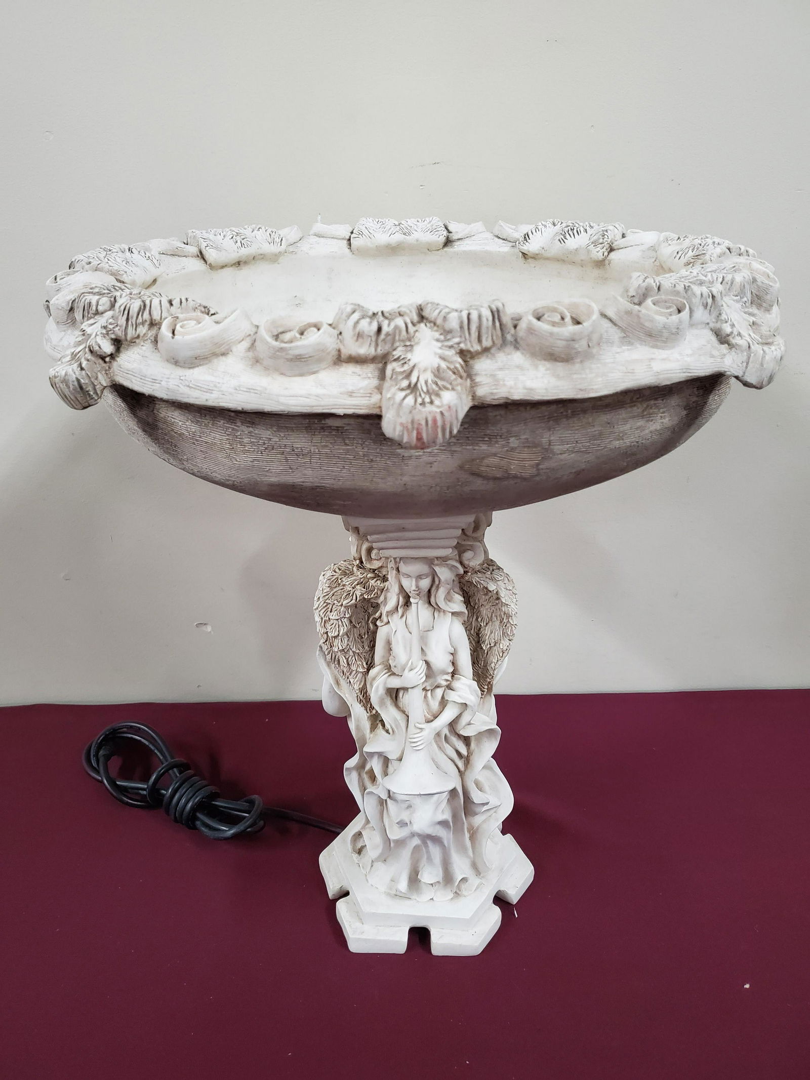 Figural Bird Bath Fountain (1 of 5)