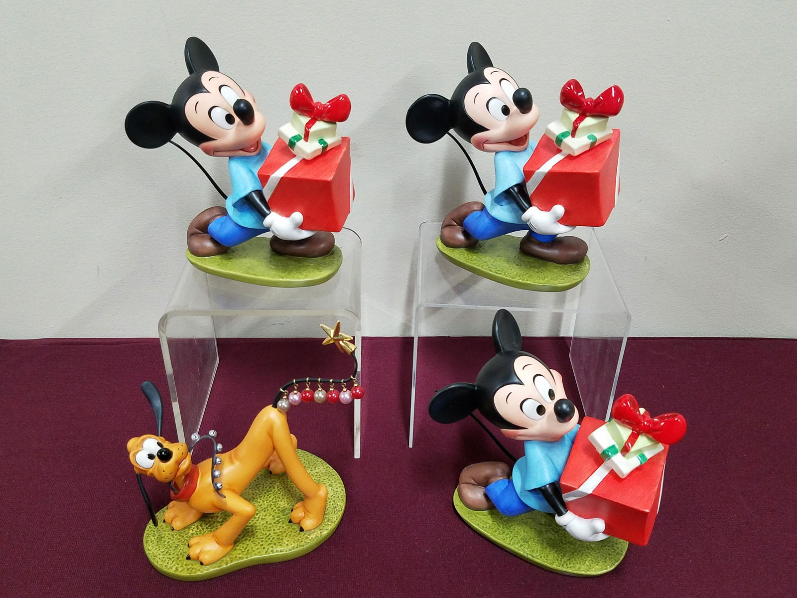 4 Holiday Disney Classic Collection Figures (1 of 5)