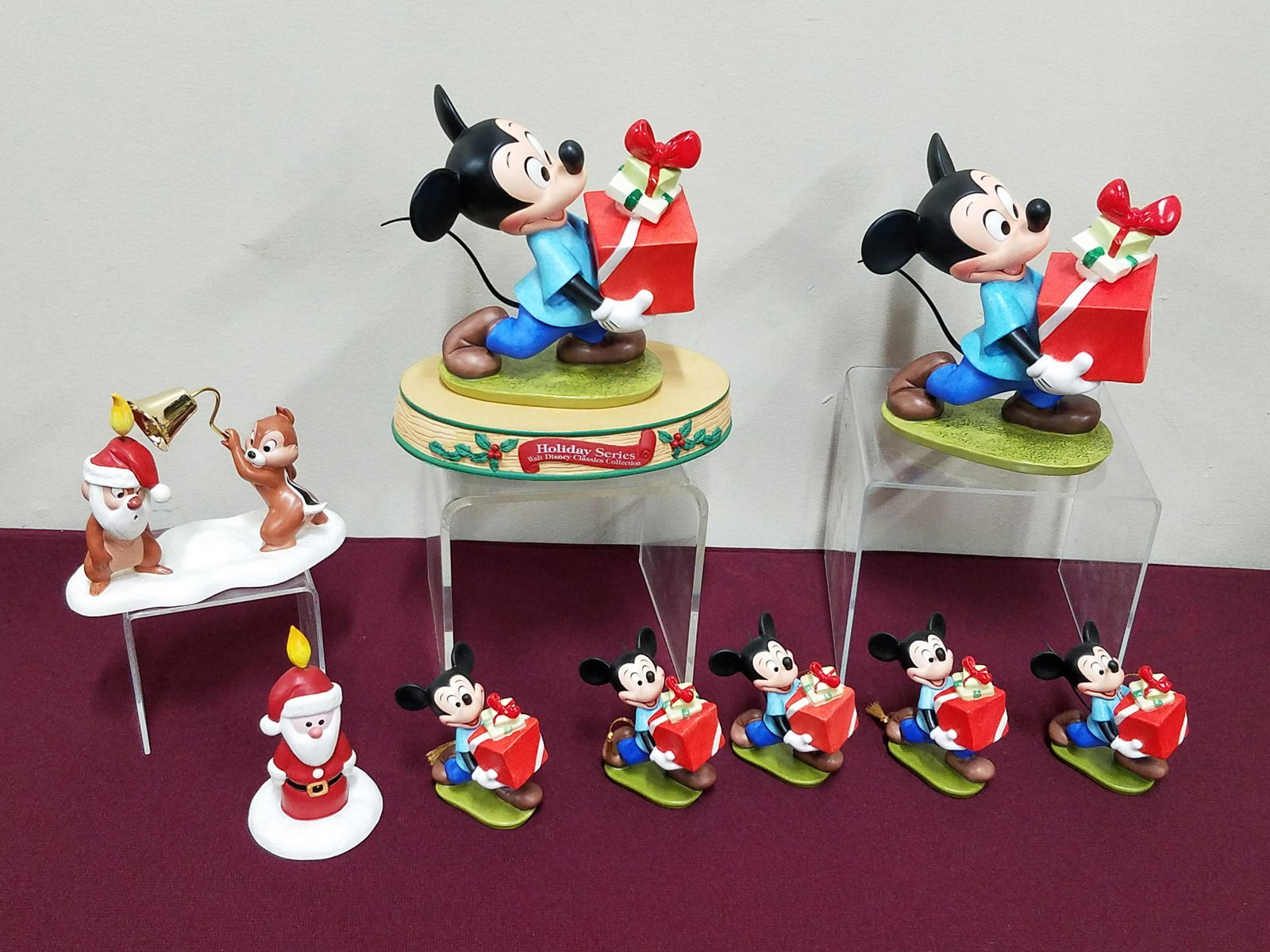 10 Pcs Disney Figures and Ornaments (1 of 6)
