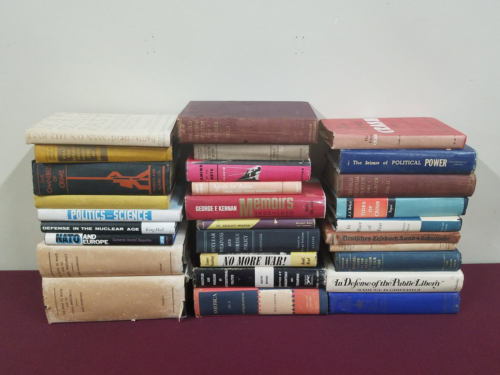 29 Vols incl. Politics and War: Includes George F. Kennan Memoirs, The Seizure of Political Power, In Place of Fear, Autographed Union Now by Clarence K. Streit. Harper & Brothers Publishers New York. Taming of the Arts by Juri Jela