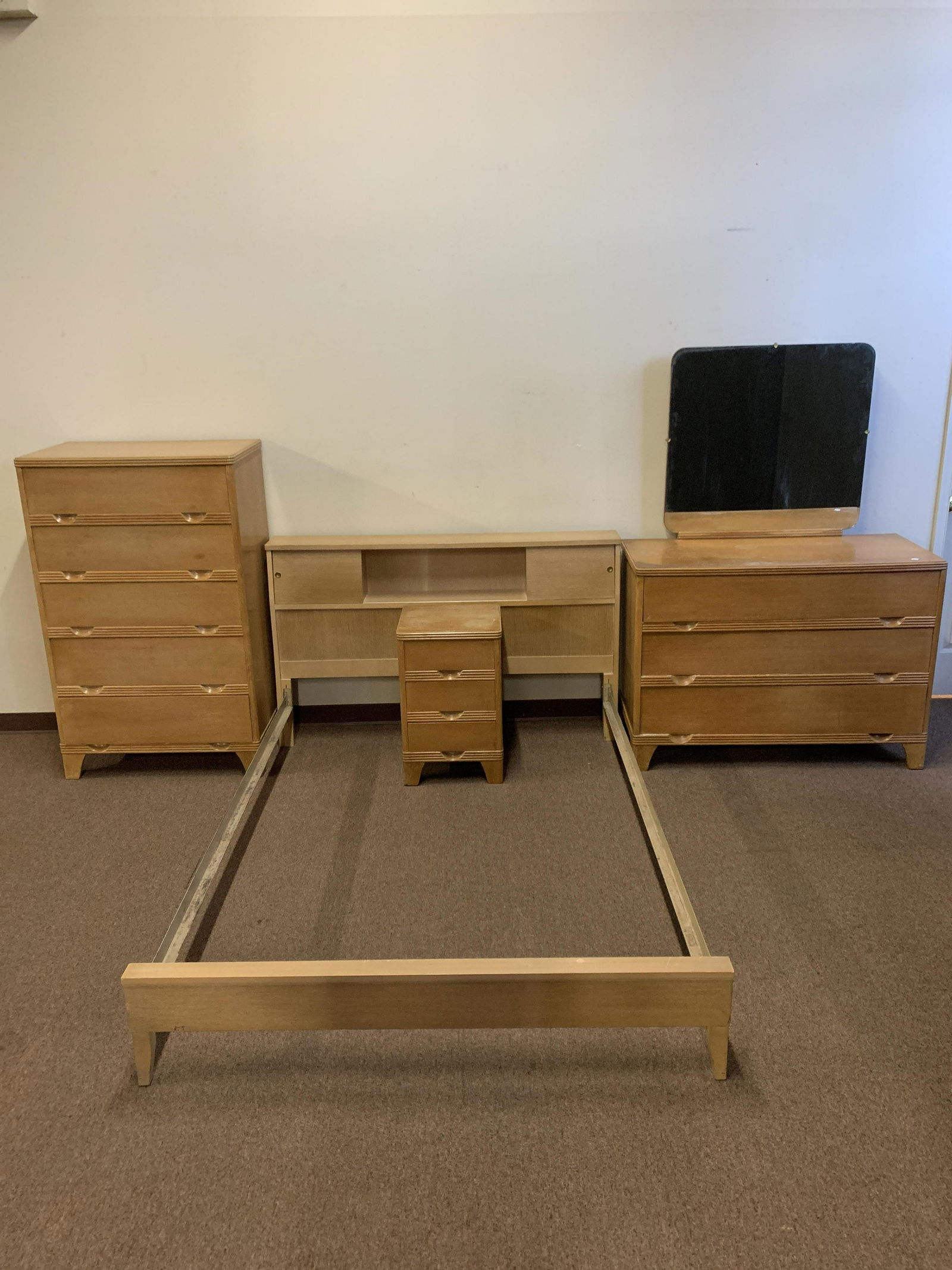 4 Pc Bedroom Set (1 of 9)