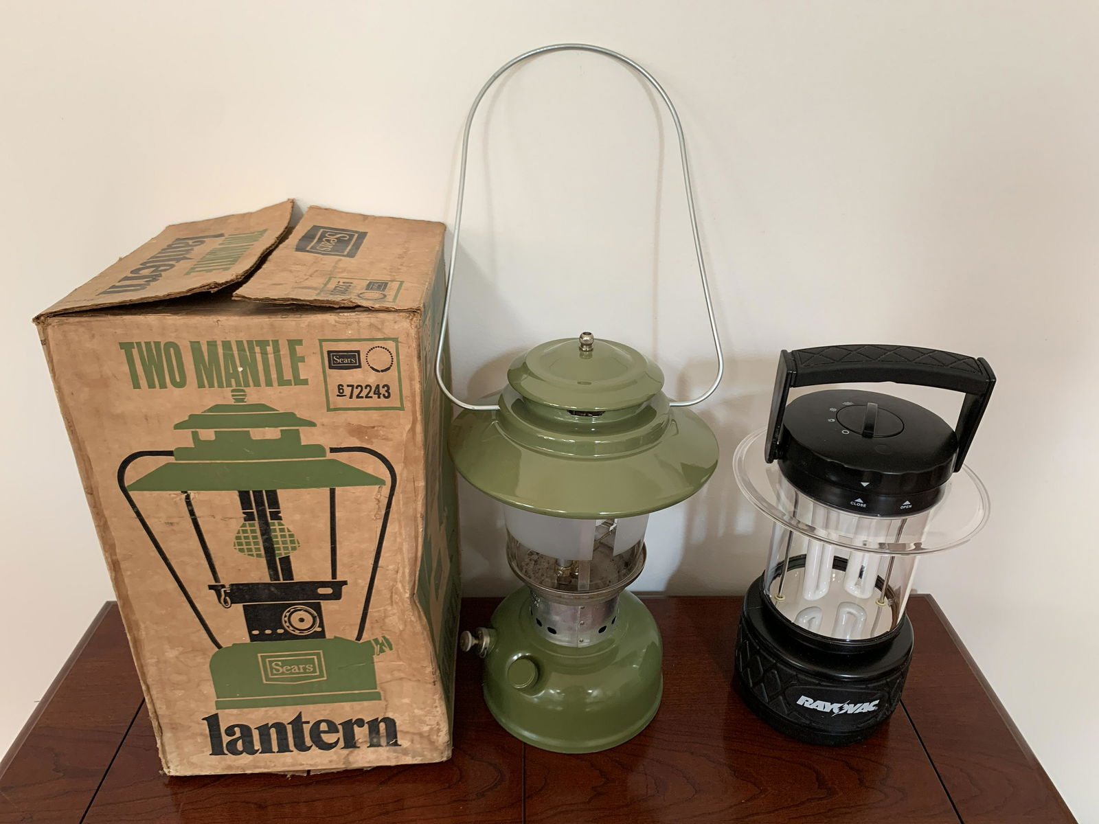 2 Lanterns incl. Rayovac (1 of 6)