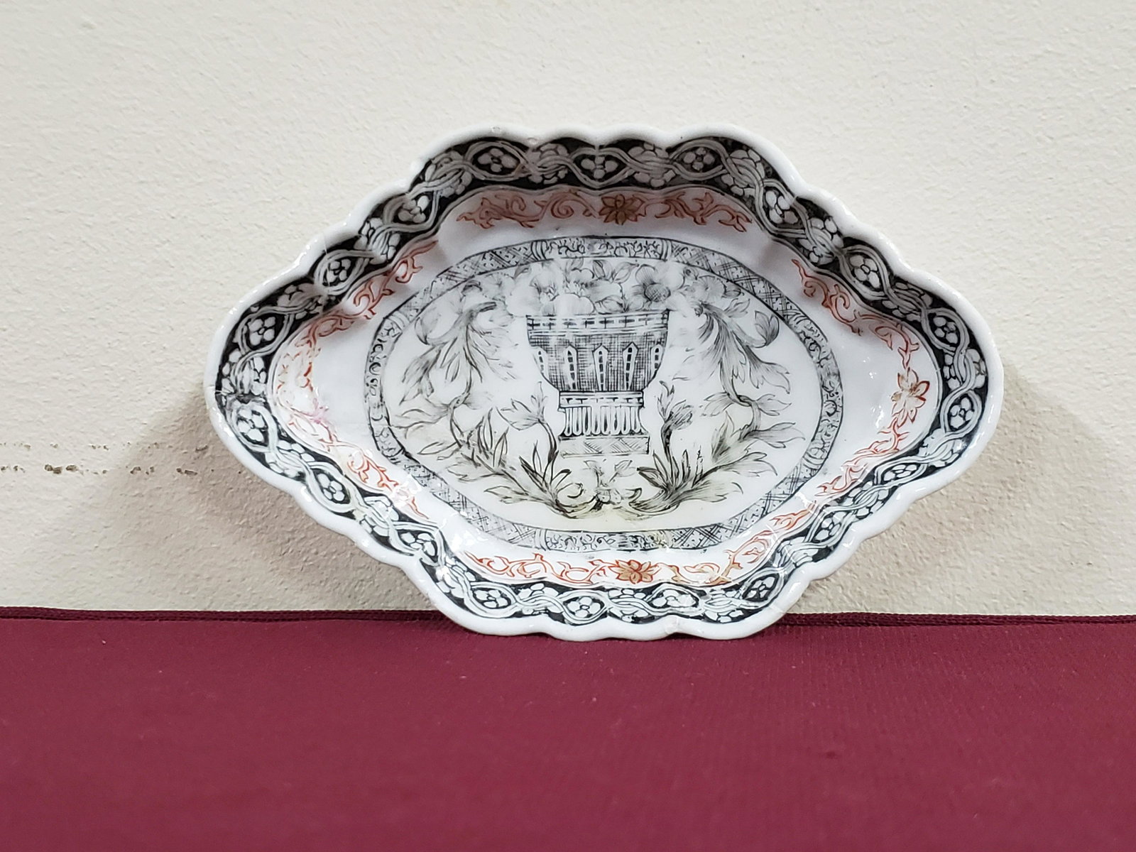 Chinese Export Pin Tray (1 of 2)