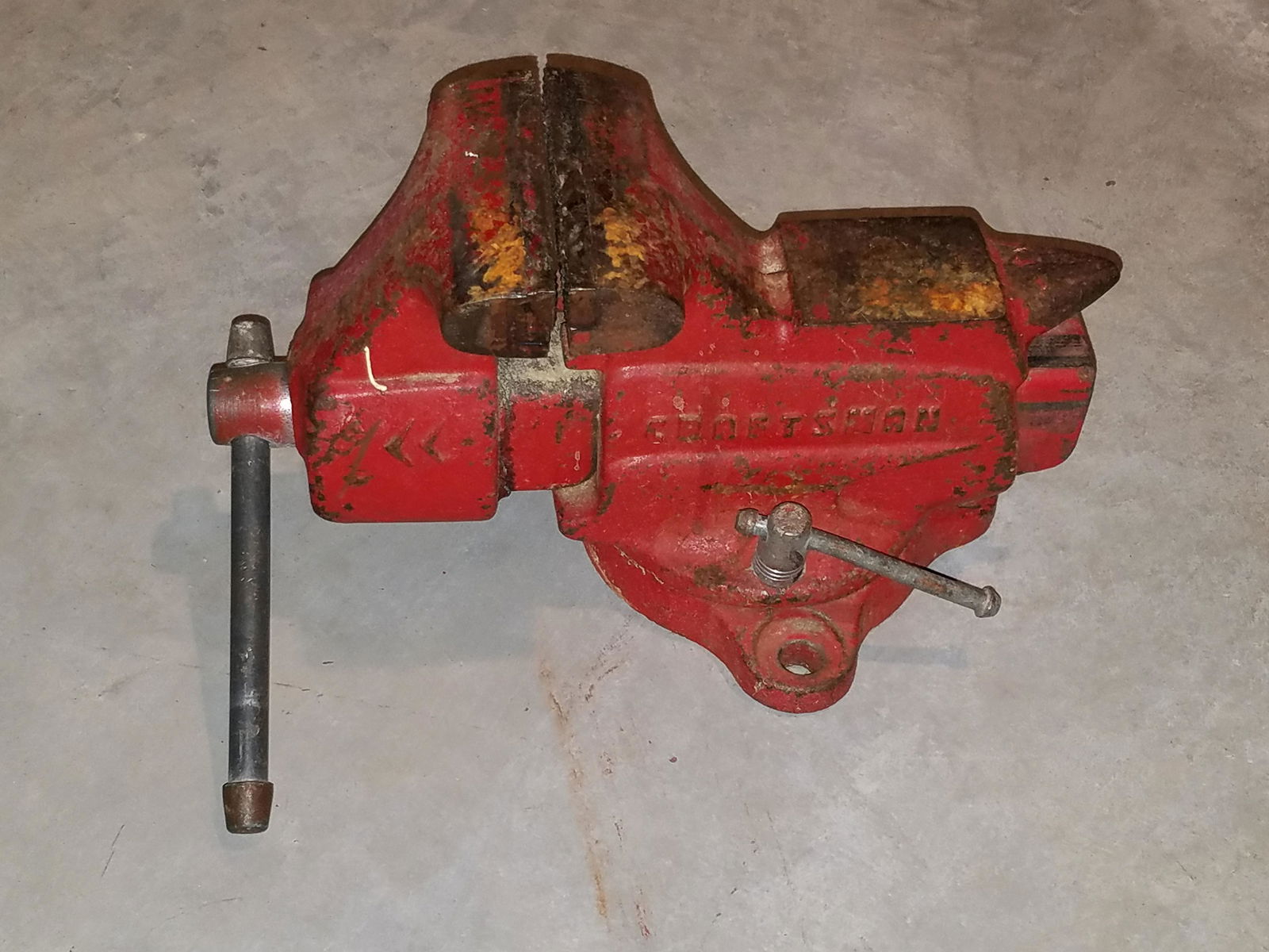 Craftsman Vice (1 of 2)