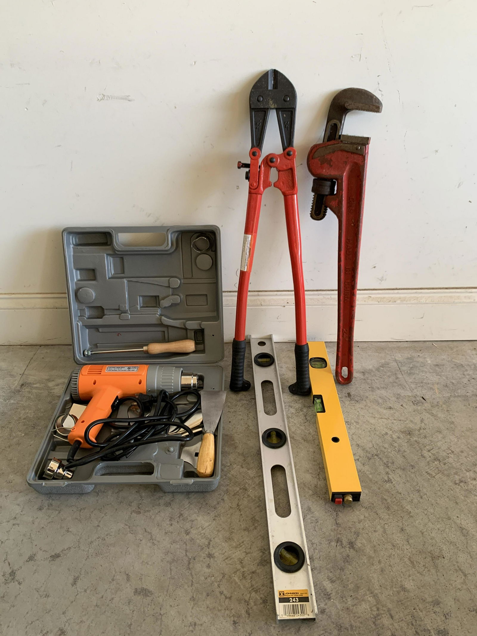Grouping of Tools: Bolt Cutters and More (1 of 5)
