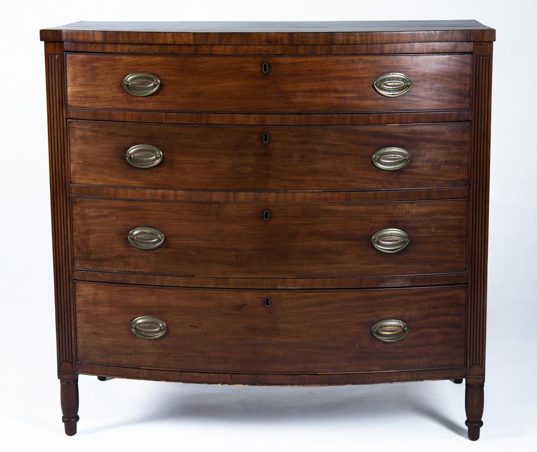 Sheraton Bow Front Chest of Drawers (1 of 5)
