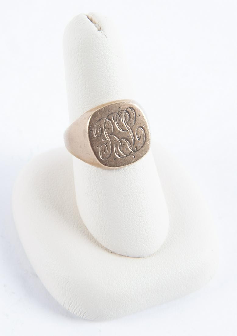 10k Signet Ring (1 of 2)