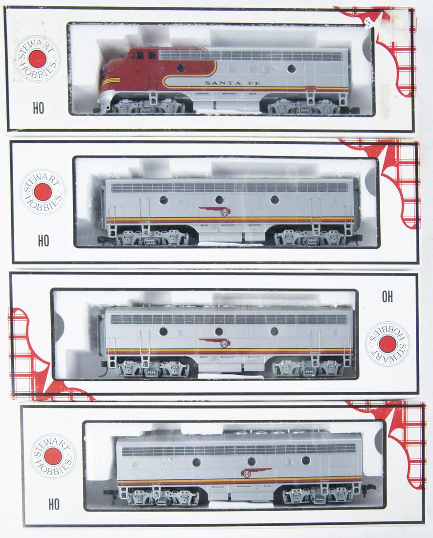 4 HO Stewart Hobbies/ Kato Santa Fe Diesel Locos (1 of 2)