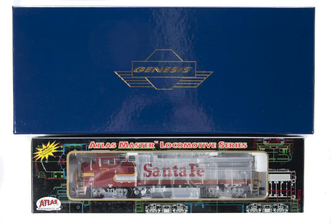 2 HO Santa Fe Diesel Locos with Sound (1 of 2)