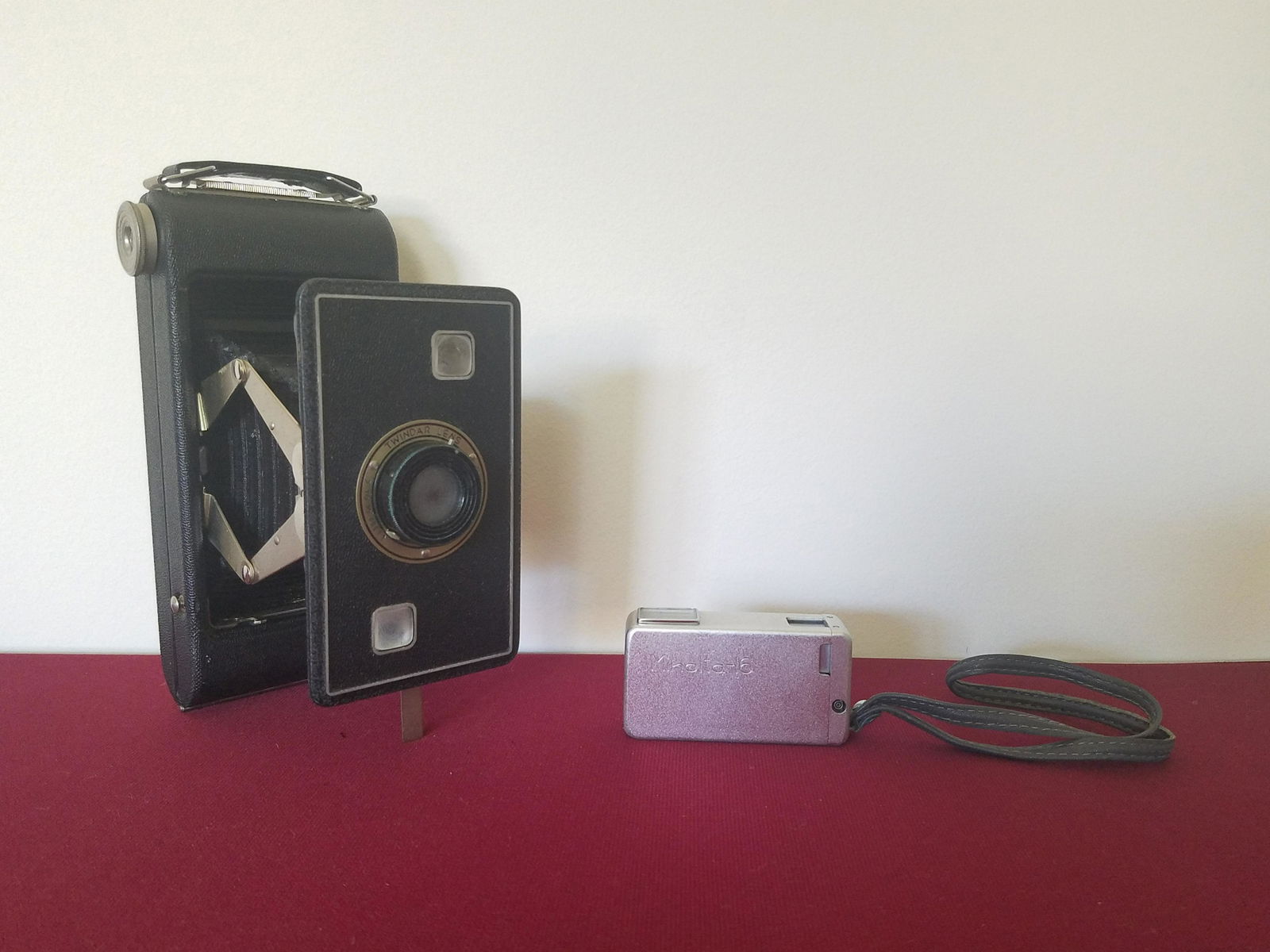 Twindar Folding Camera and Minolta "16" (1 of 4)