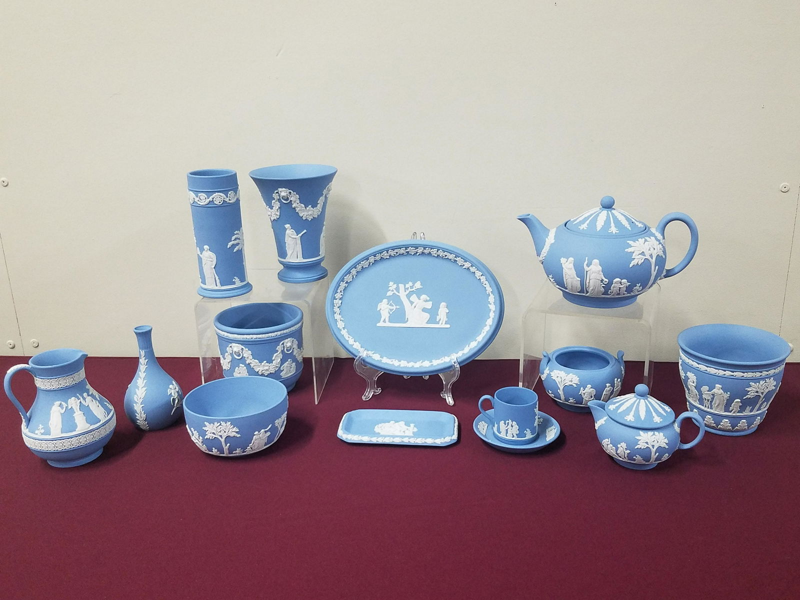 14 Pcs Wedgwood incl. Tea Pot (1 of 4)