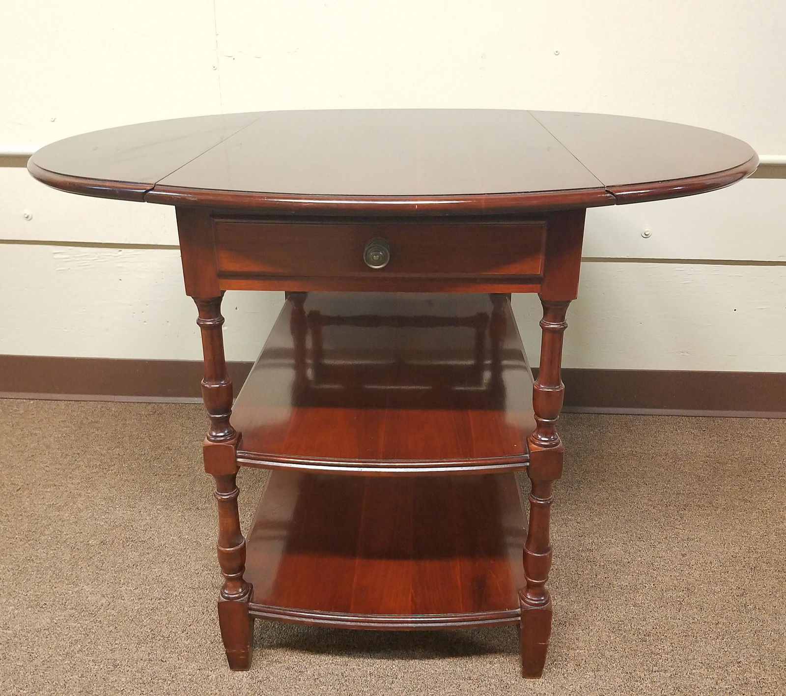 Pennsylvania House Reproduction Drop Side Table (1 of 3)