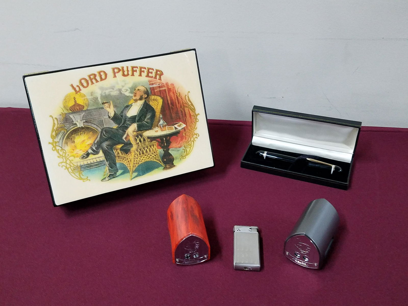 5 Pcs Cigar Humidor, Lighters and Pen Cutter (1 of 5)