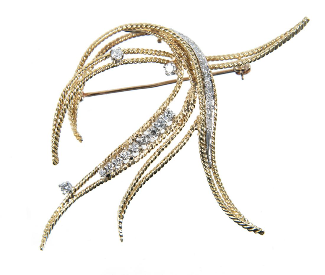 18k .63 CTW Diamond Brooch (1 of 2)