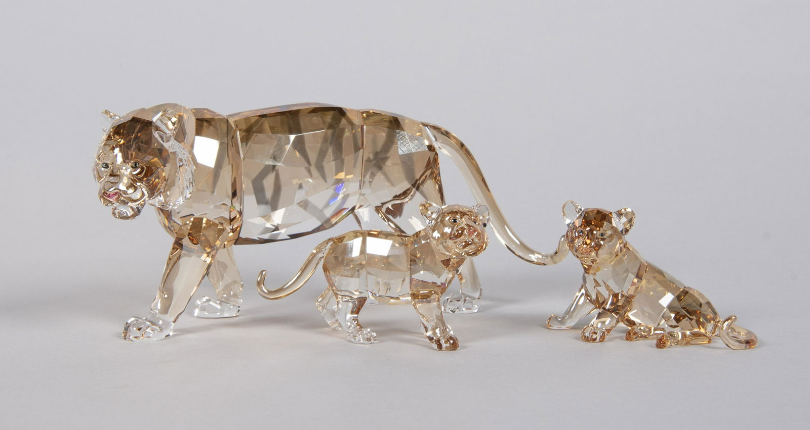 3 Swarovski Endangered Wildlife Tigers (1 of 2)